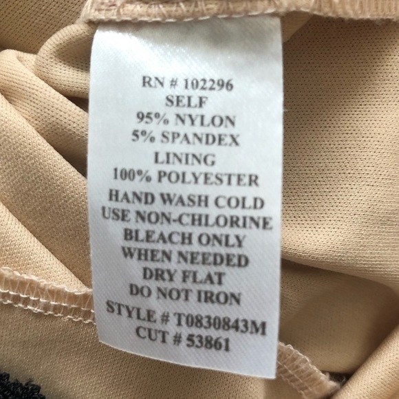 ✨Connected Apparel Black/Tan Lace Dress - Picture 5 of 5